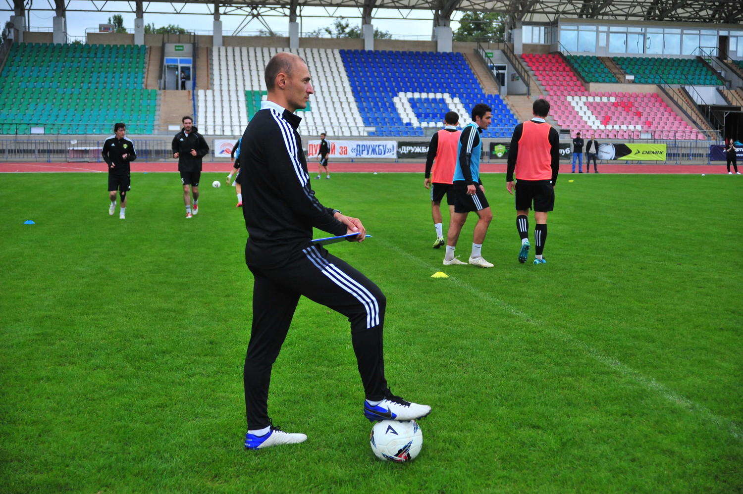 «Дружба» провела первую открытую тренировку