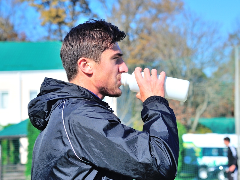 Игроки «Дружбы» готовятся к сложному матчу с командой футбольного клуба «Кубань Холдинг»