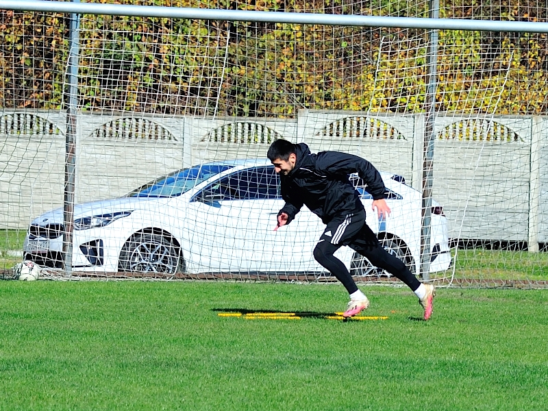 Игроки «Дружбы» готовятся к сложному матчу с командой футбольного клуба «Кубань Холдинг»