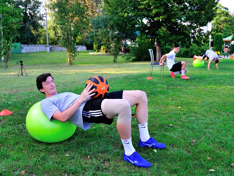 «Дружба» готовится к очередному домашнему матчу