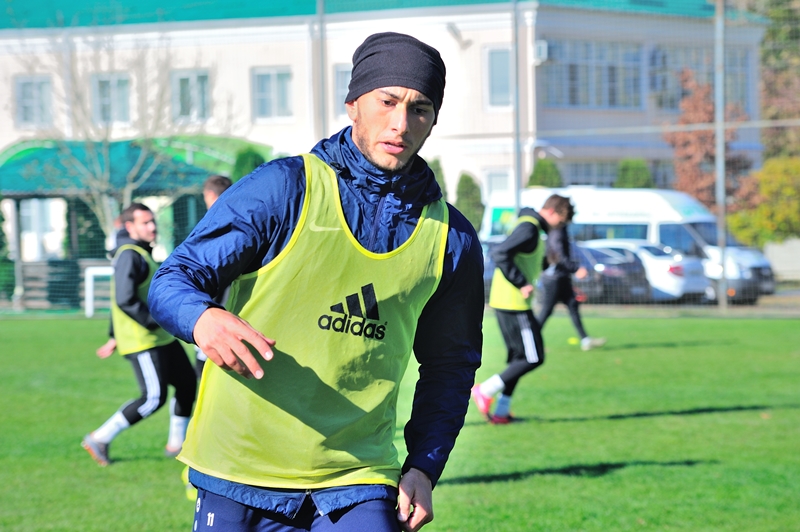 Игроки «Дружбы» готовятся к сложному матчу с командой футбольного клуба «Кубань Холдинг»