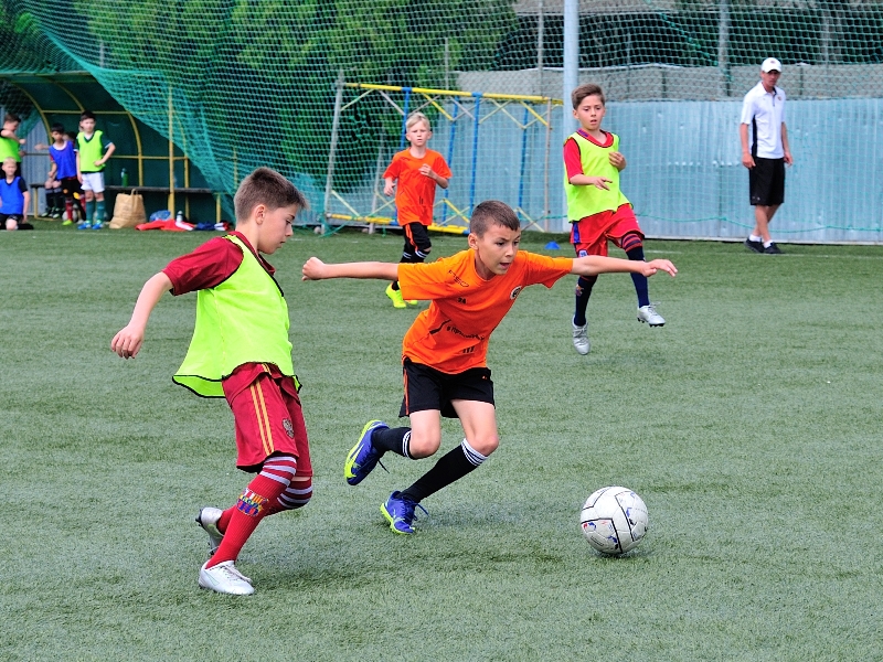 В Майкопе проведен детский турнир по футболу