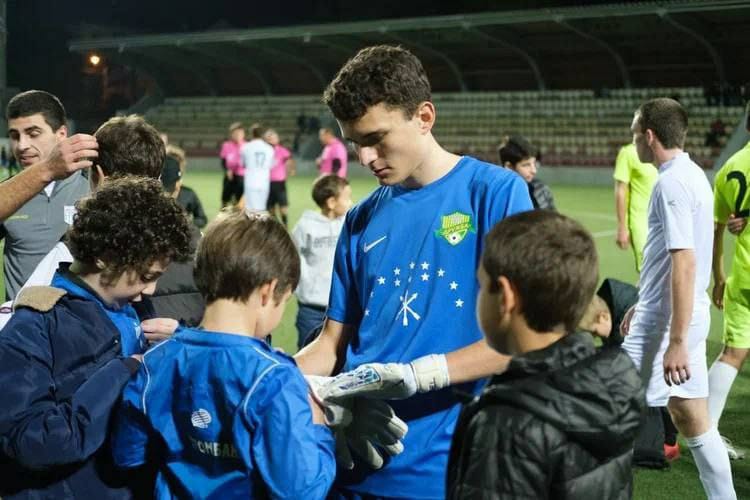 Боевая ничья в товарищеском матче!