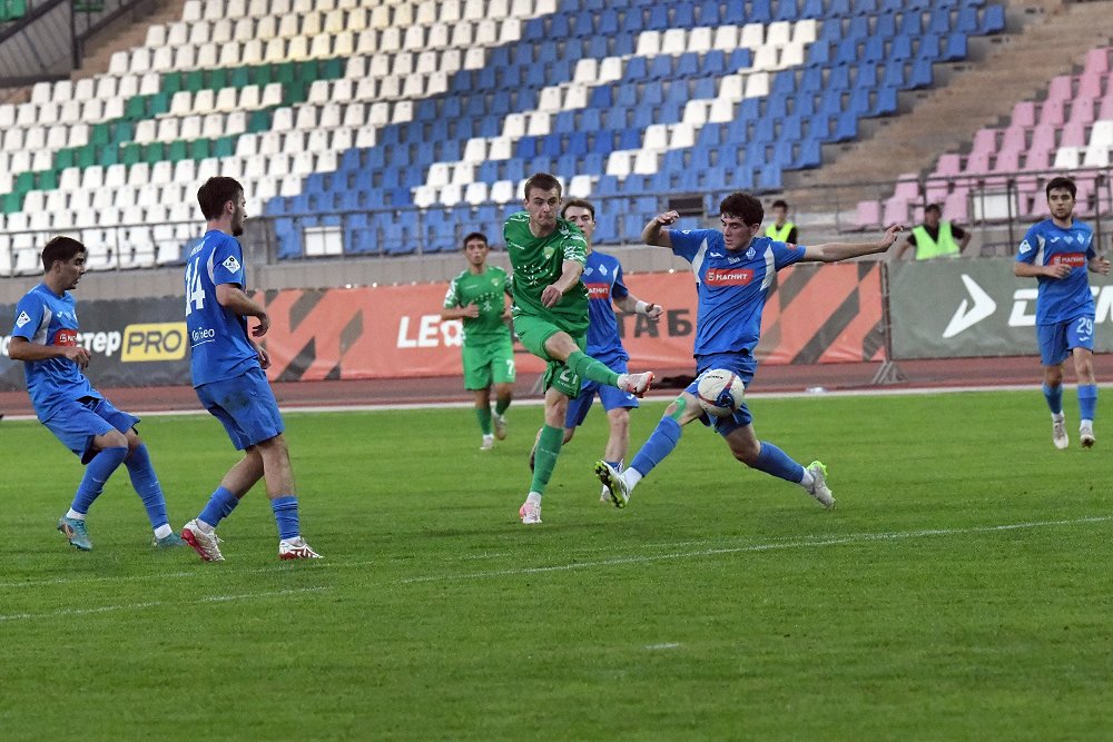 Разгромили махачкалинское «Динамо-2» со счетом 5:0