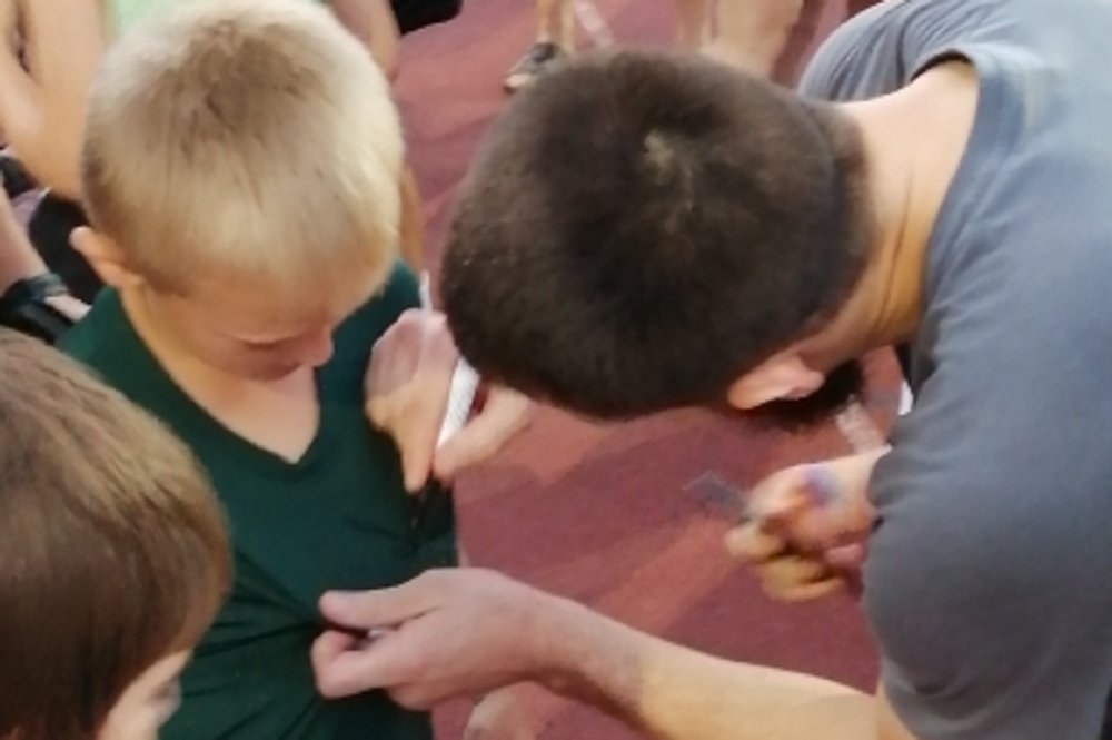 Провели открытую тренировку и встречу с болельщиками